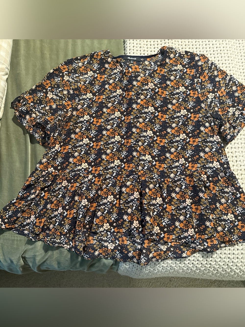 Silk Studio Ruffle-Hem Top in Prairie Blossoms